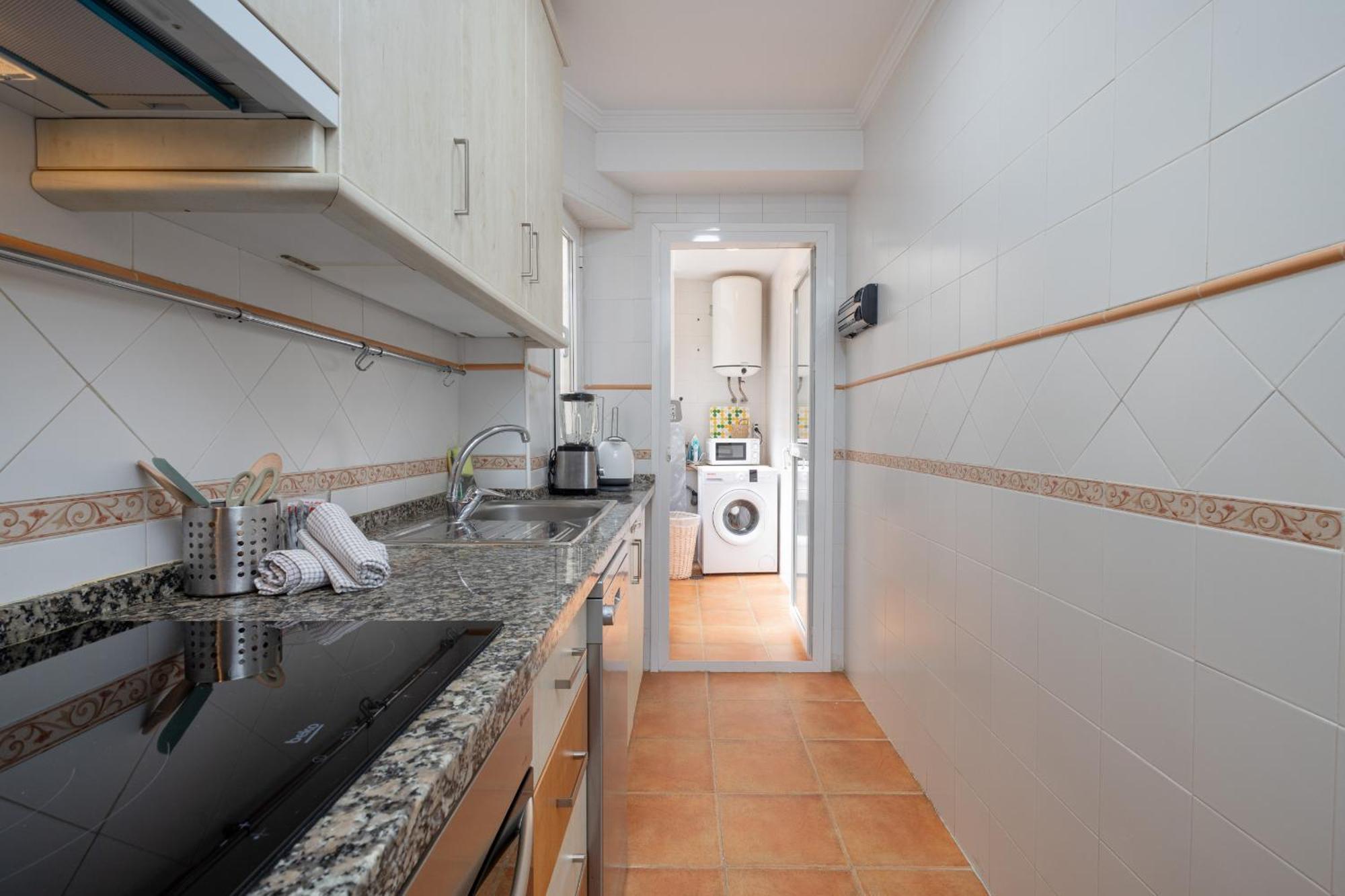C21 Trendy 2 Bdr & Parking Downtown Apartment Malaga Exterior photo