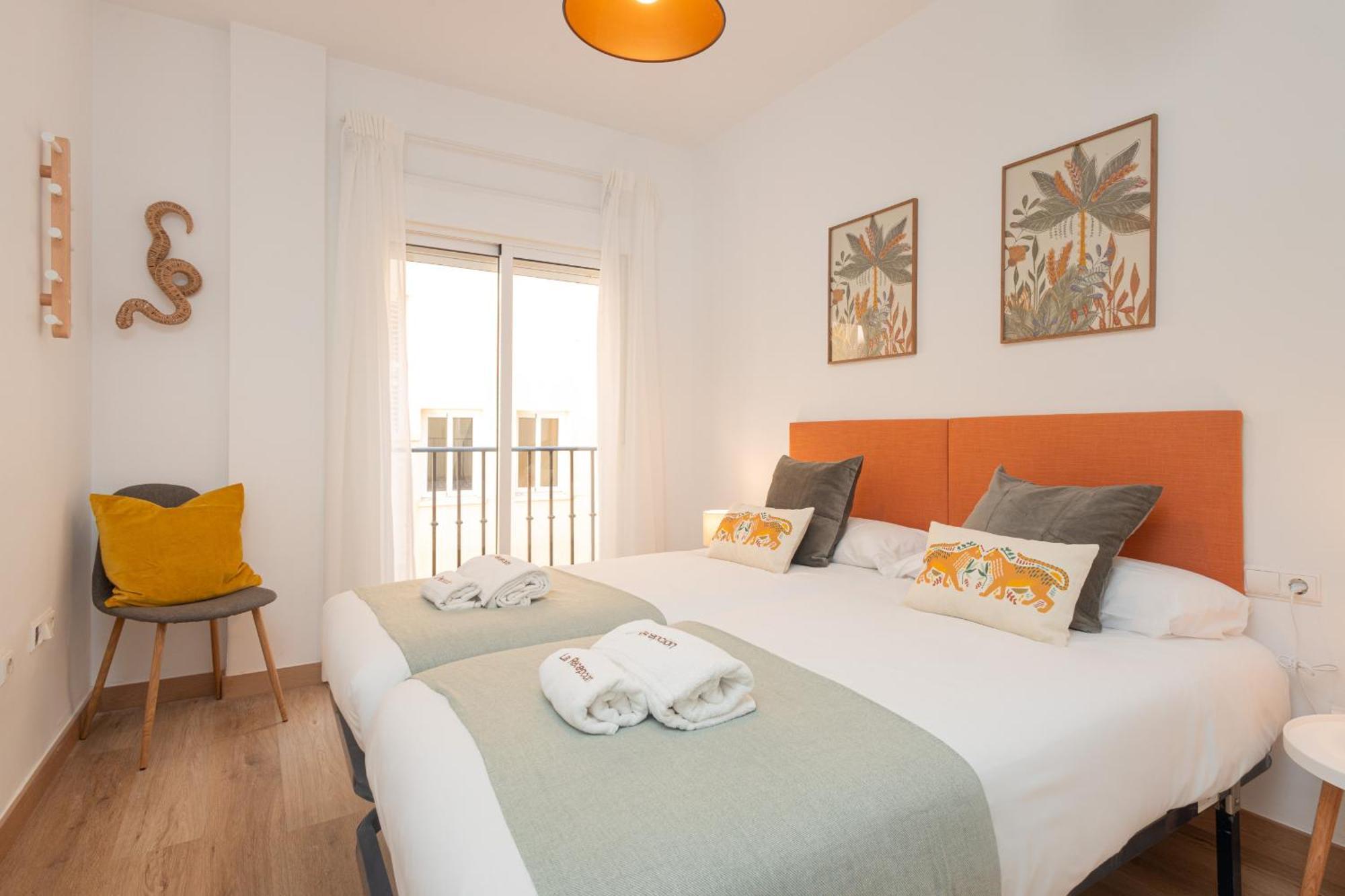 C21 Trendy 2 Bdr & Parking Downtown Apartment Malaga Exterior photo
