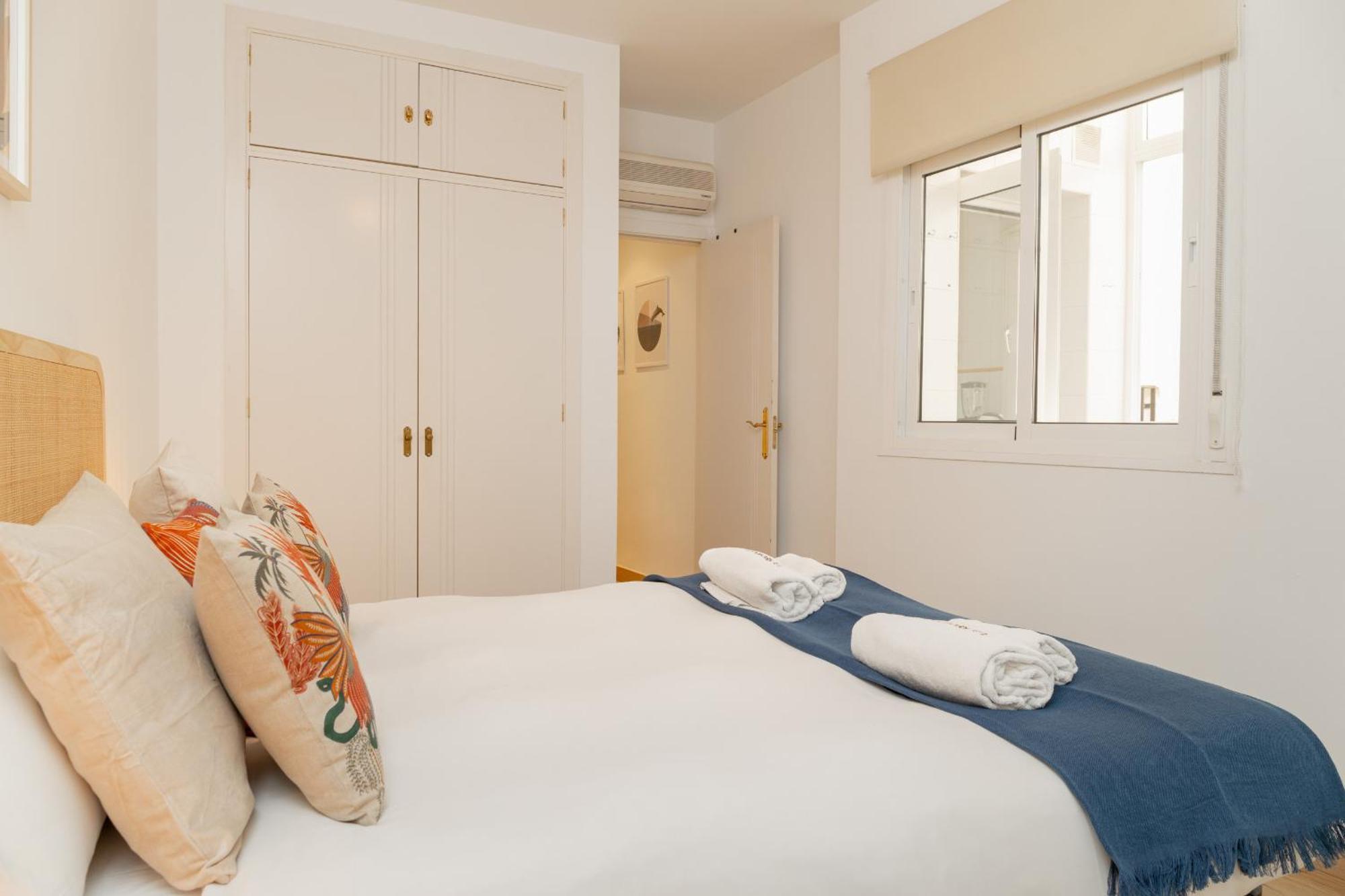 C21 Trendy 2 Bdr & Parking Downtown Apartment Malaga Exterior photo
